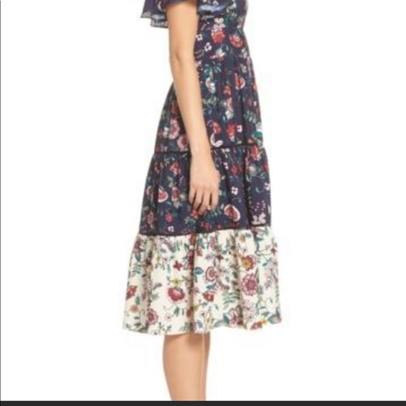Eliza J flutter sleeves fit and flare tiered floral dress - Picture 2 of 8